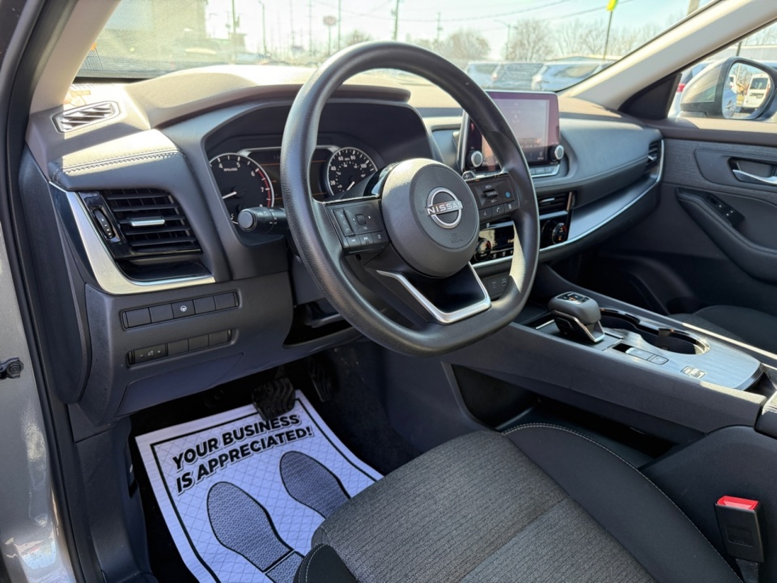 2022 Nissan Rogue SV FWD, 39545, Photo