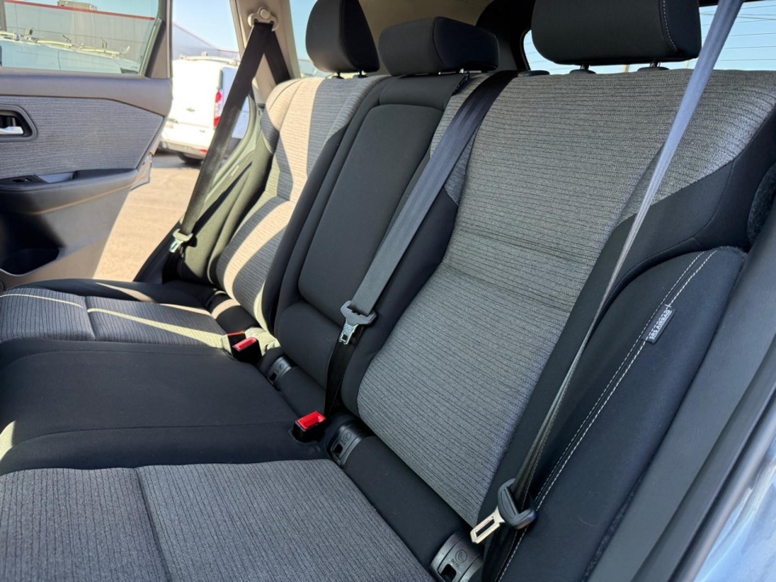 2022 Nissan Rogue SV FWD, 39545, Photo