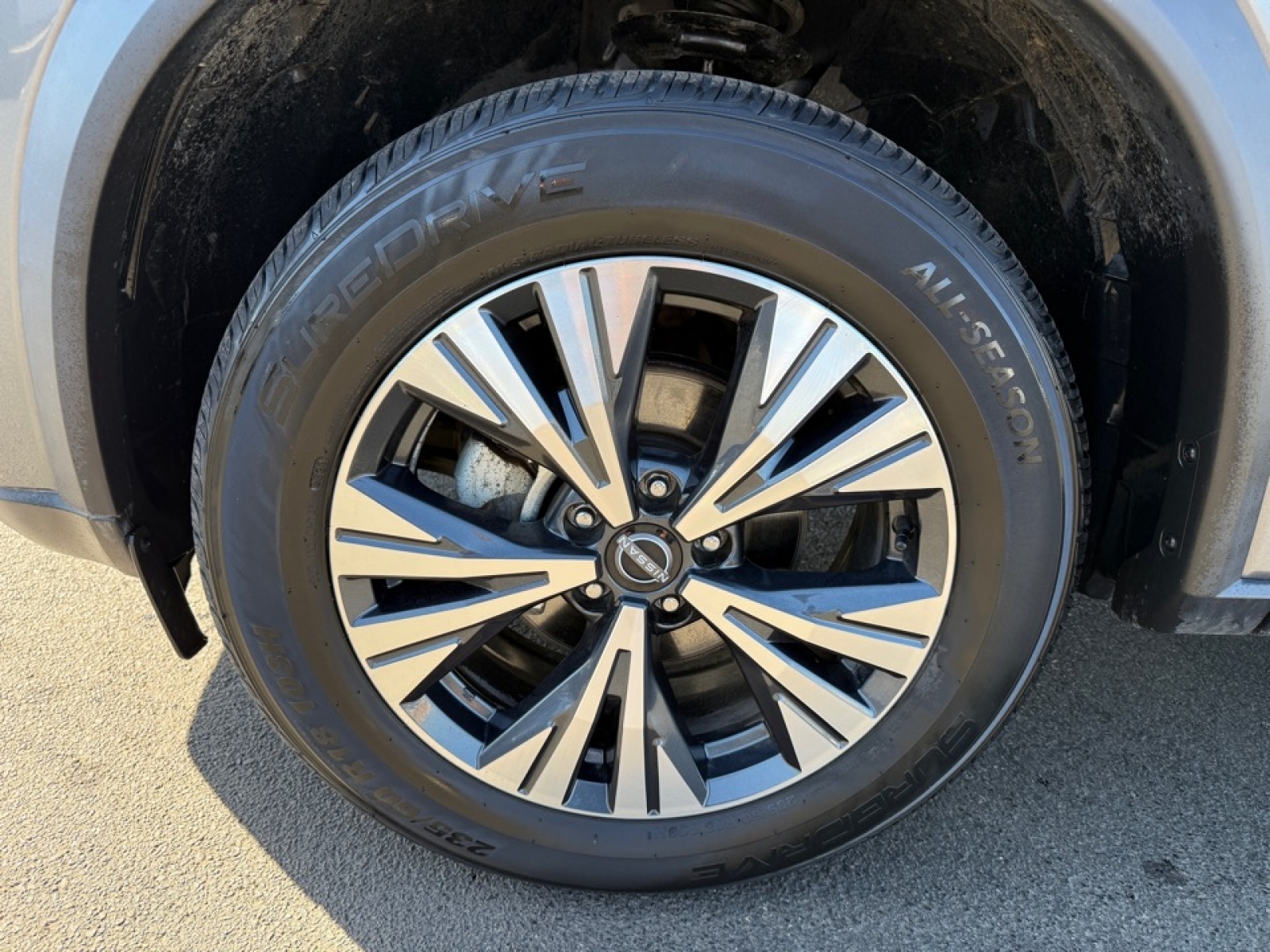 2022 Nissan Rogue SV FWD, 39545, Photo