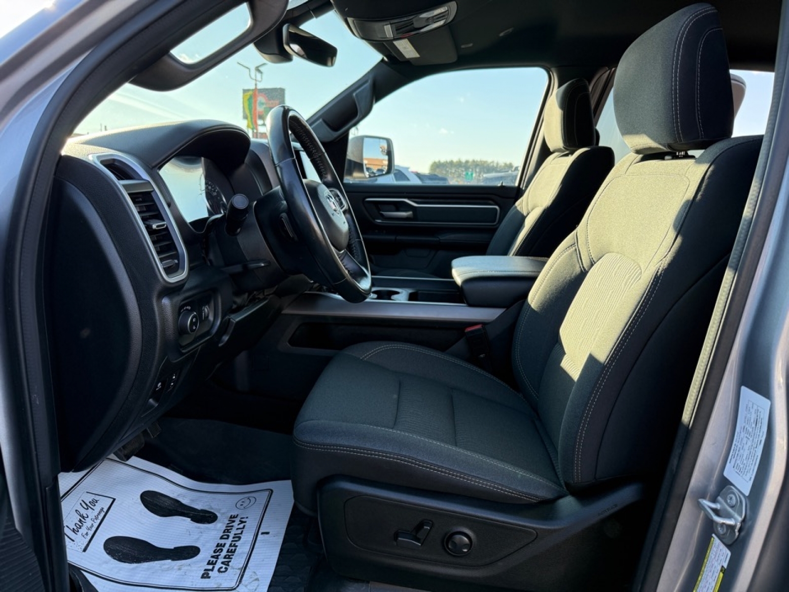 2022 Ram 1500 Big Horn, 39157, Photo