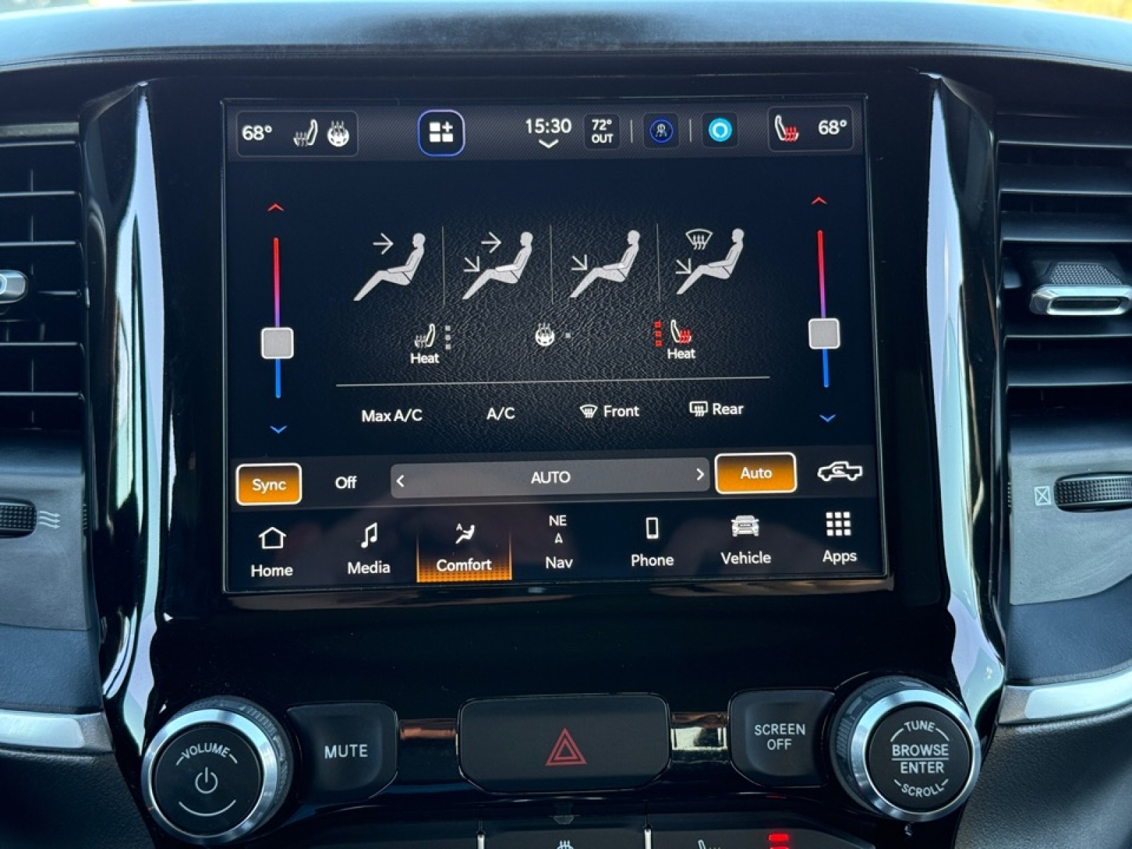 2022 Ram 1500 Big Horn, 39157, Photo