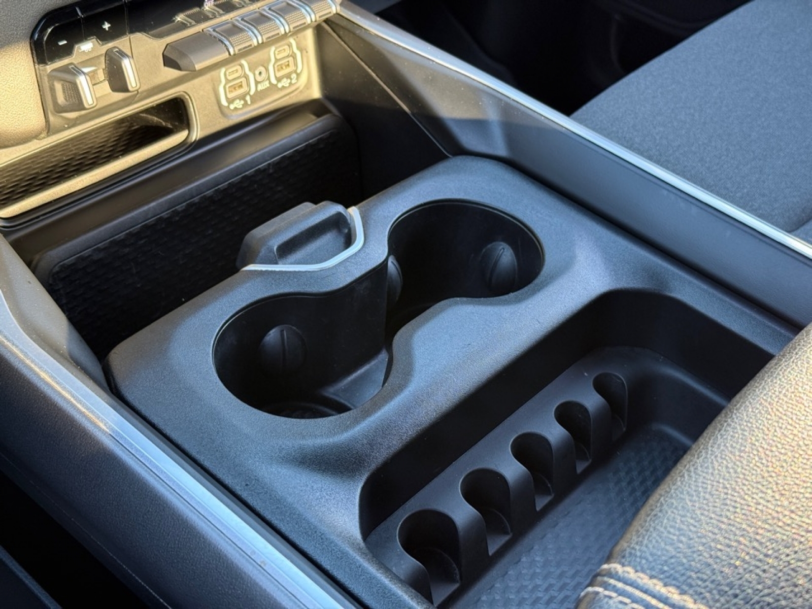 2022 Ram 1500 Big Horn, 39157, Photo