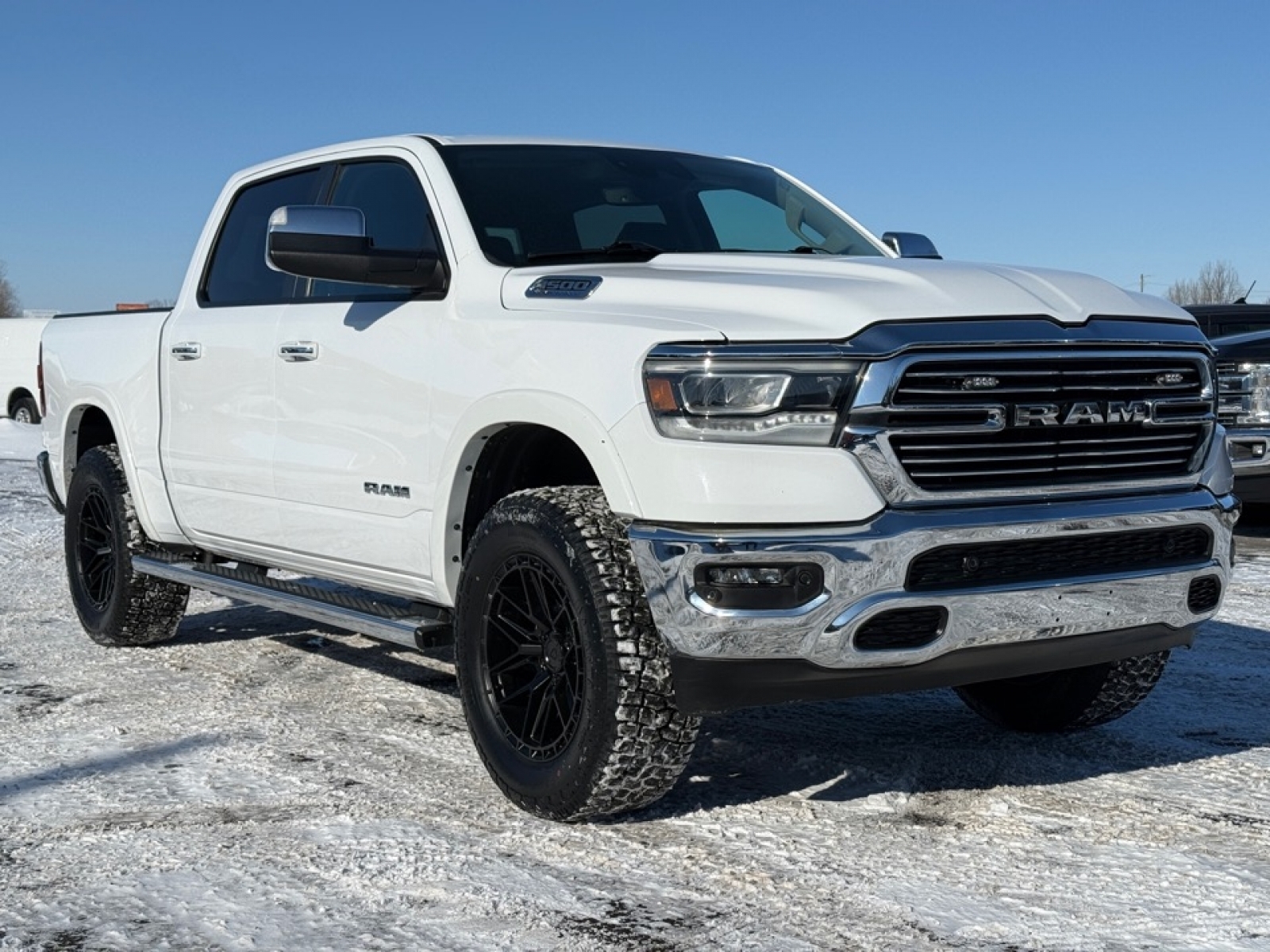2022 Ram 1500 Laramie Crew Cab 4x4 5'7