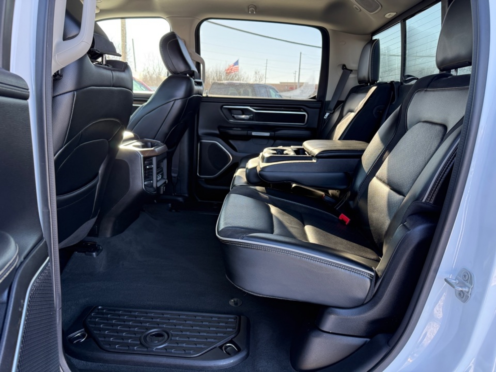 2022 Ram 1500 Laramie Crew Cab 4x4 5'7