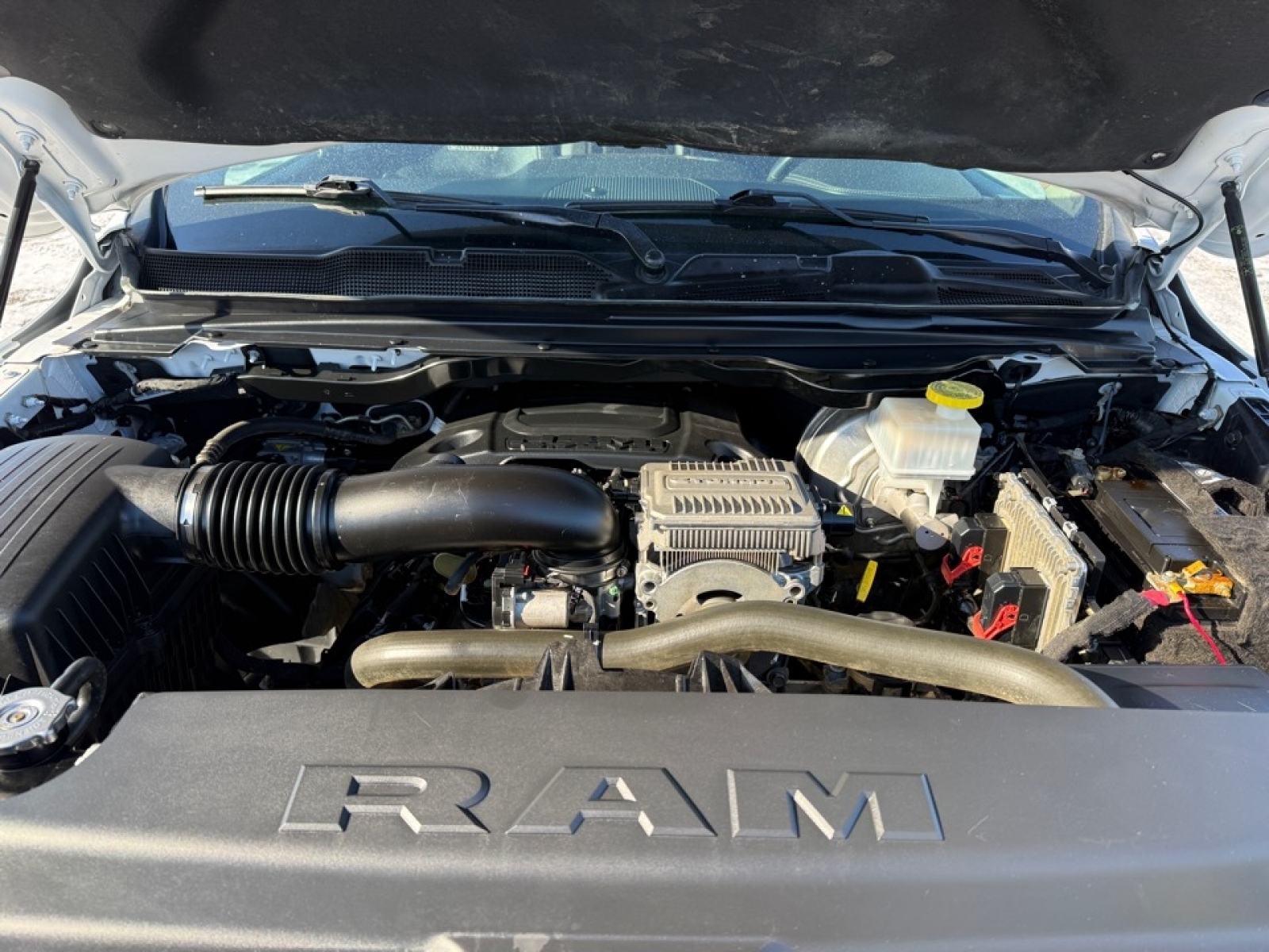 2022 Ram 1500 Laramie Crew Cab 4x4 5'7