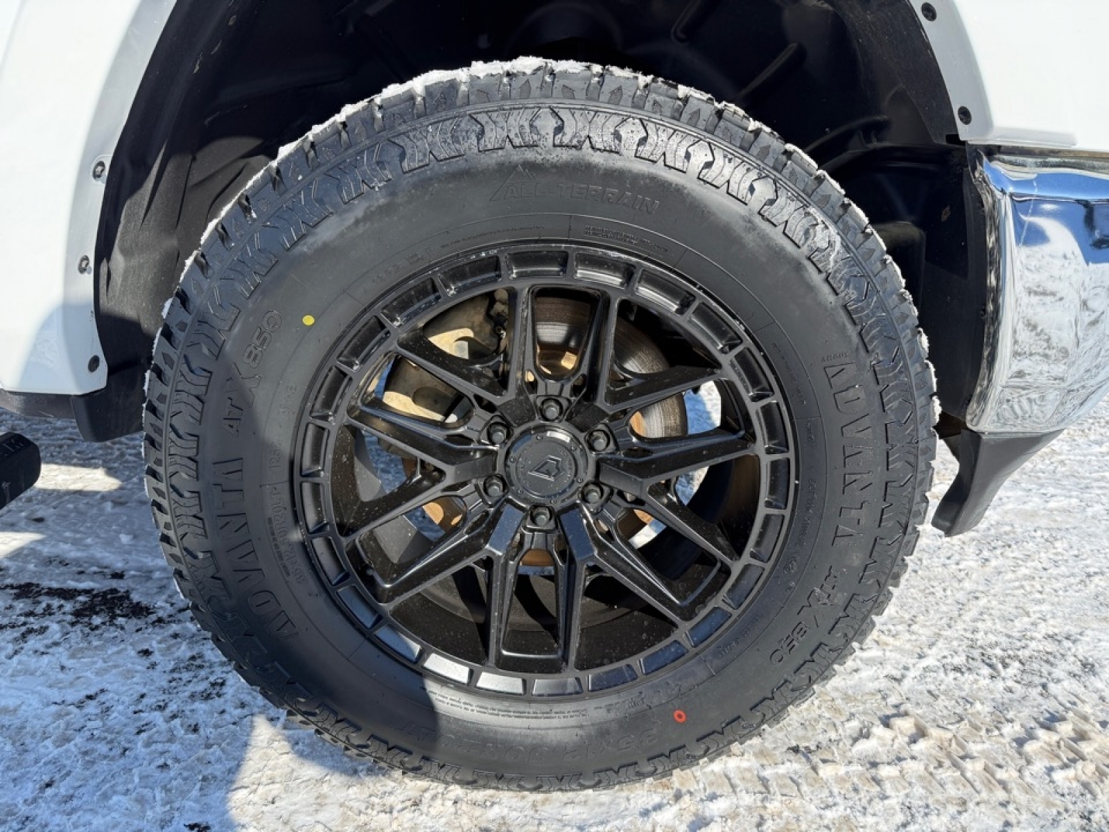 2022 Ram 1500 Laramie Crew Cab 4x4 5'7