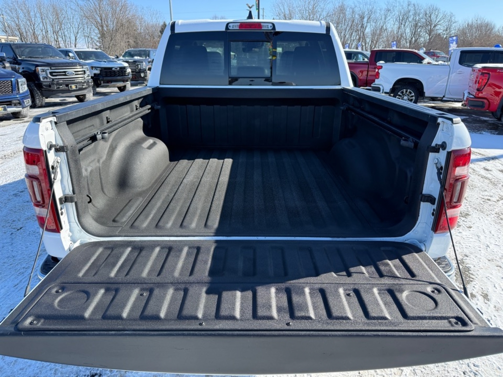 2022 Ram 1500 Laramie Crew Cab 4x4 5'7