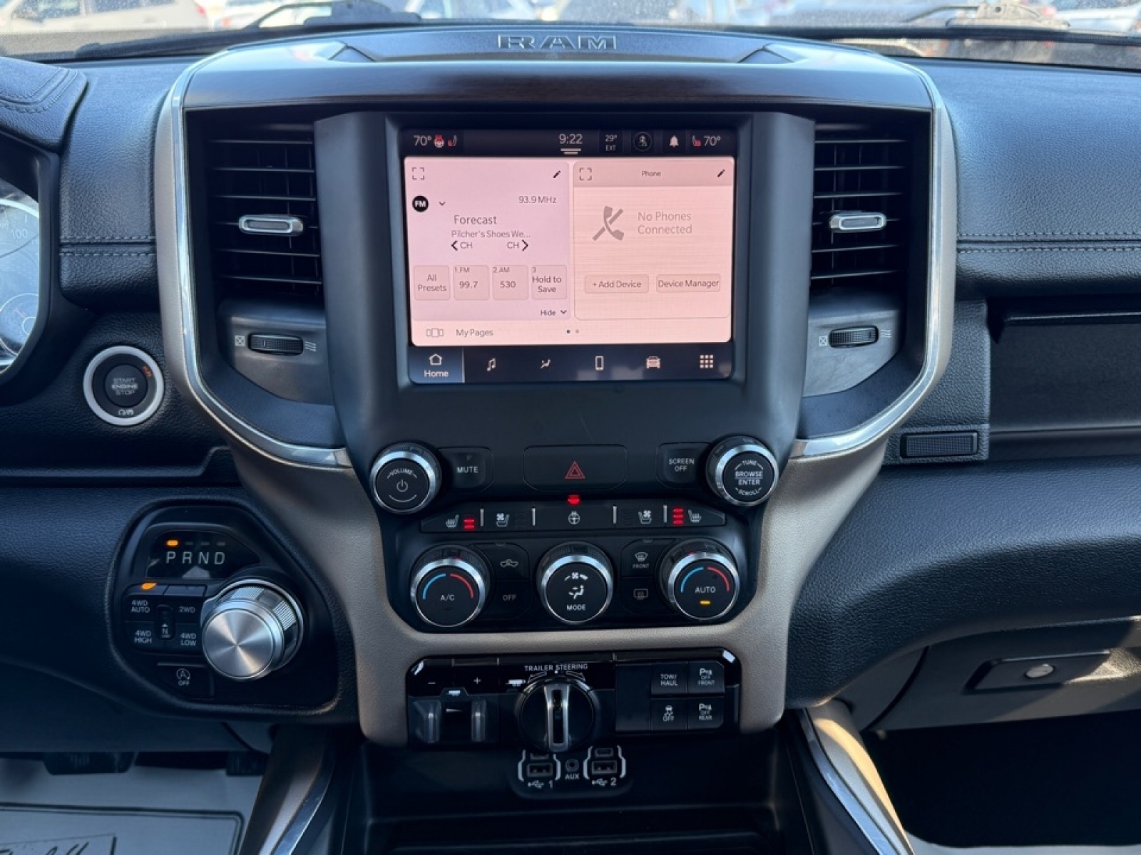 2022 Ram 1500 Laramie Crew Cab 4x4 5'7