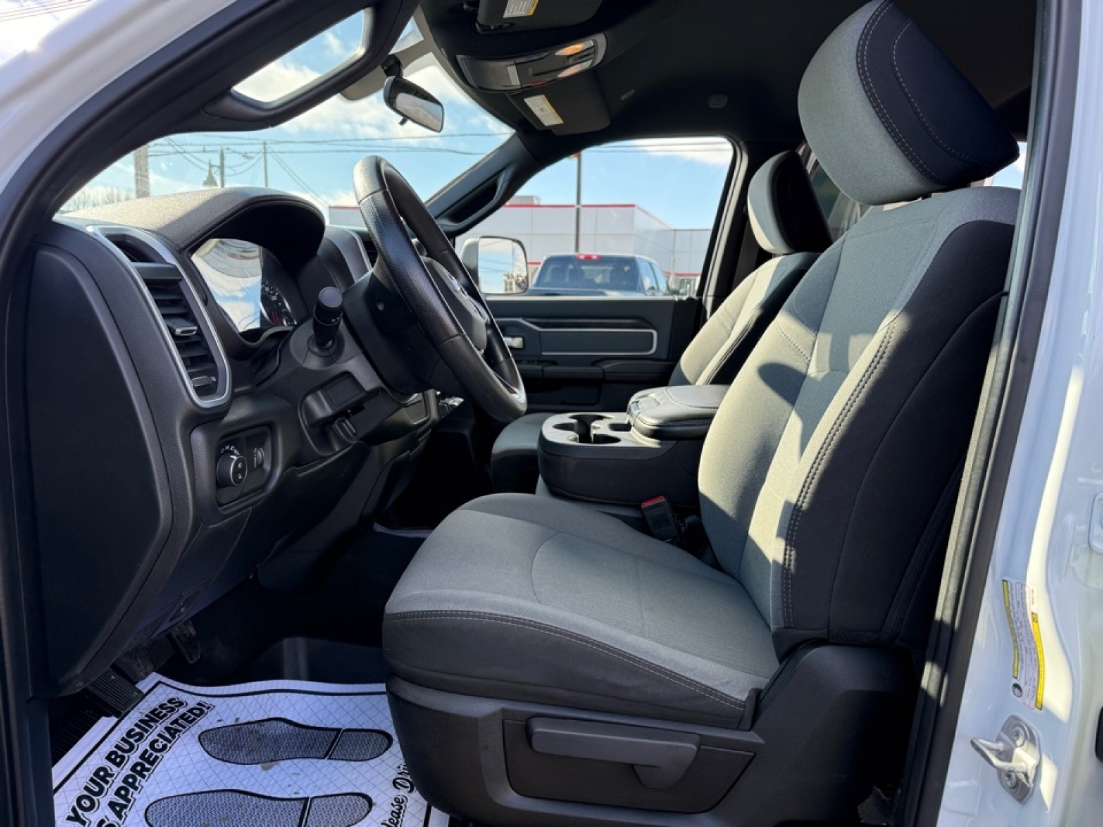 2022 Ram 2500 Big Horn Crew Cab 4x4 6'4