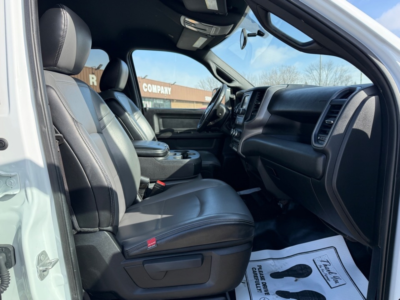 2022 Ram 5500 Chassis Tradesman/SLT/Laramie/Limited, 39383, Photo