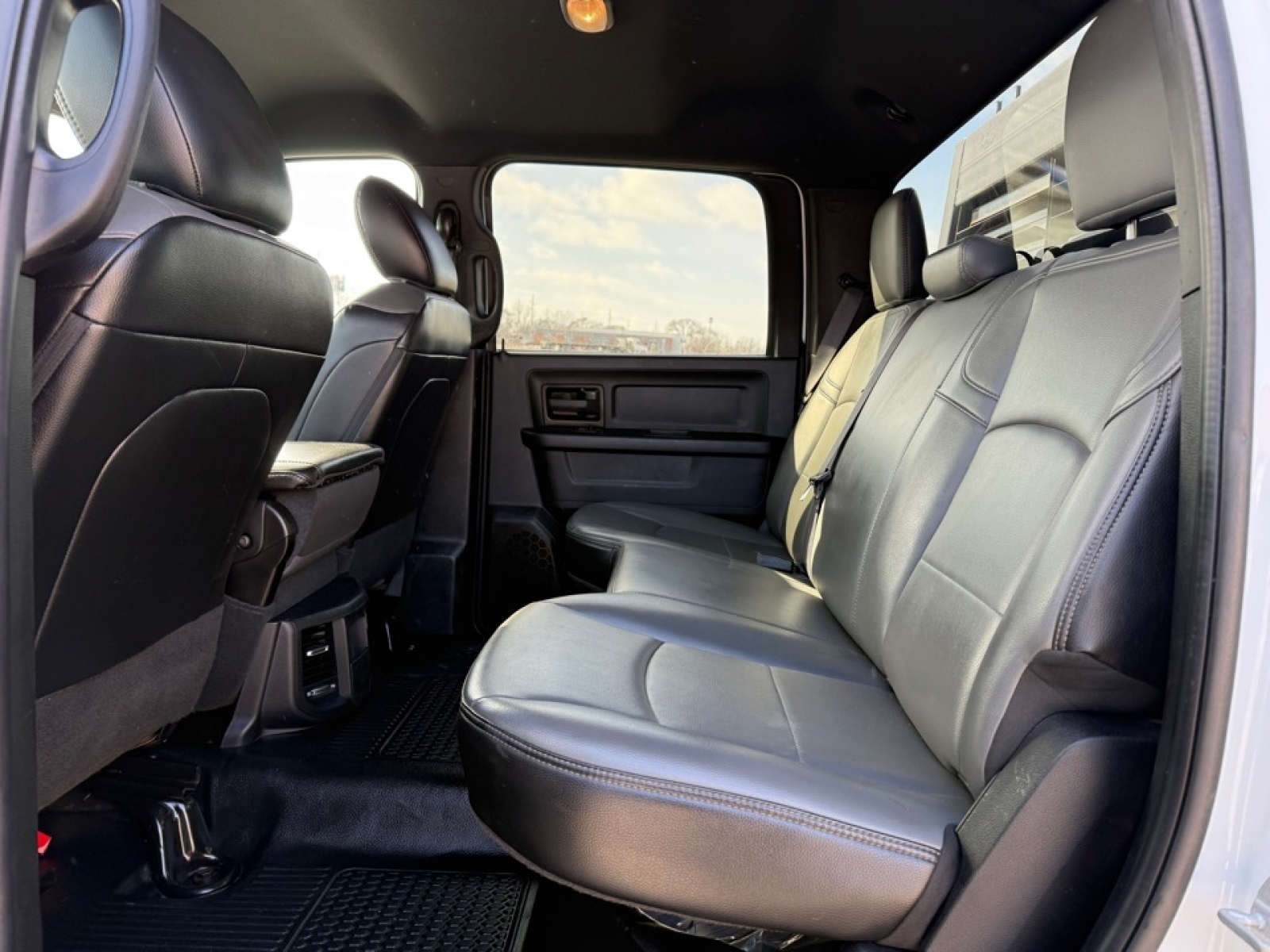 2022 Ram 5500 Chassis Tradesman/SLT/Laramie/Limited, 39383, Photo