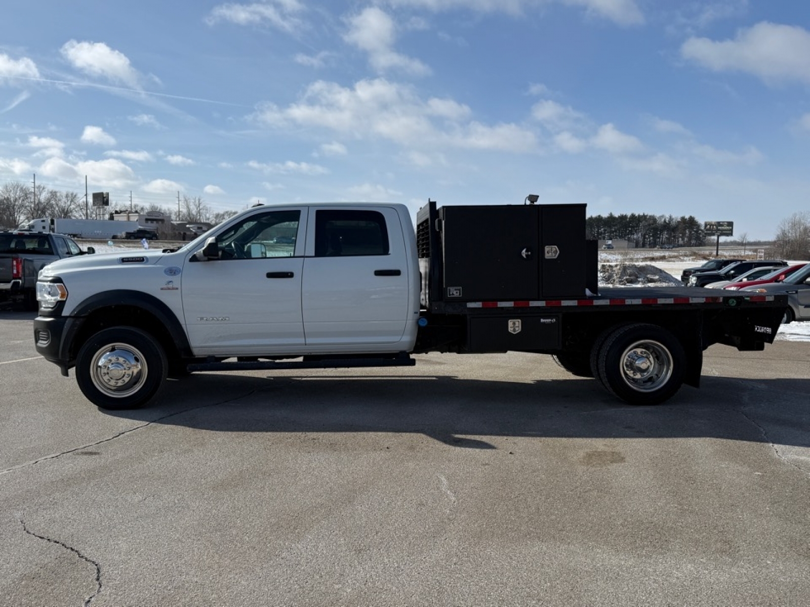 2022 Ram 5500 Chassis Tradesman/SLT/Laramie/Limited, 39383, Photo