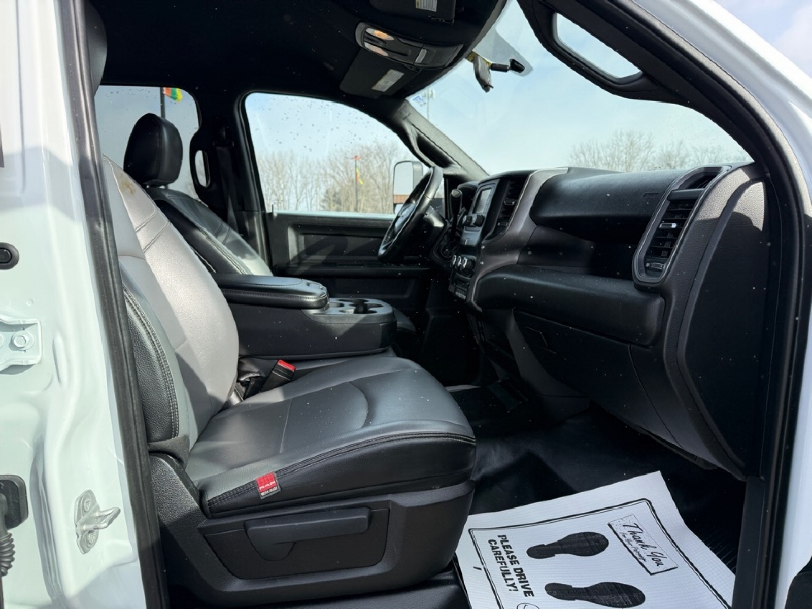 2022 Ram 5500 Chassis Tradesman/SLT/Laramie/Limited, 39385, Photo