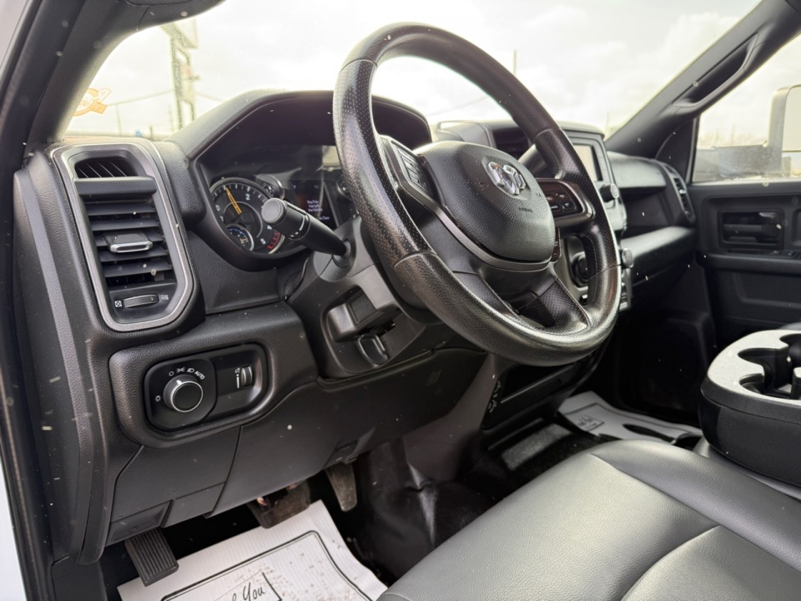 2022 Ram 5500 Chassis Tradesman/SLT/Laramie/Limited, 39385, Photo