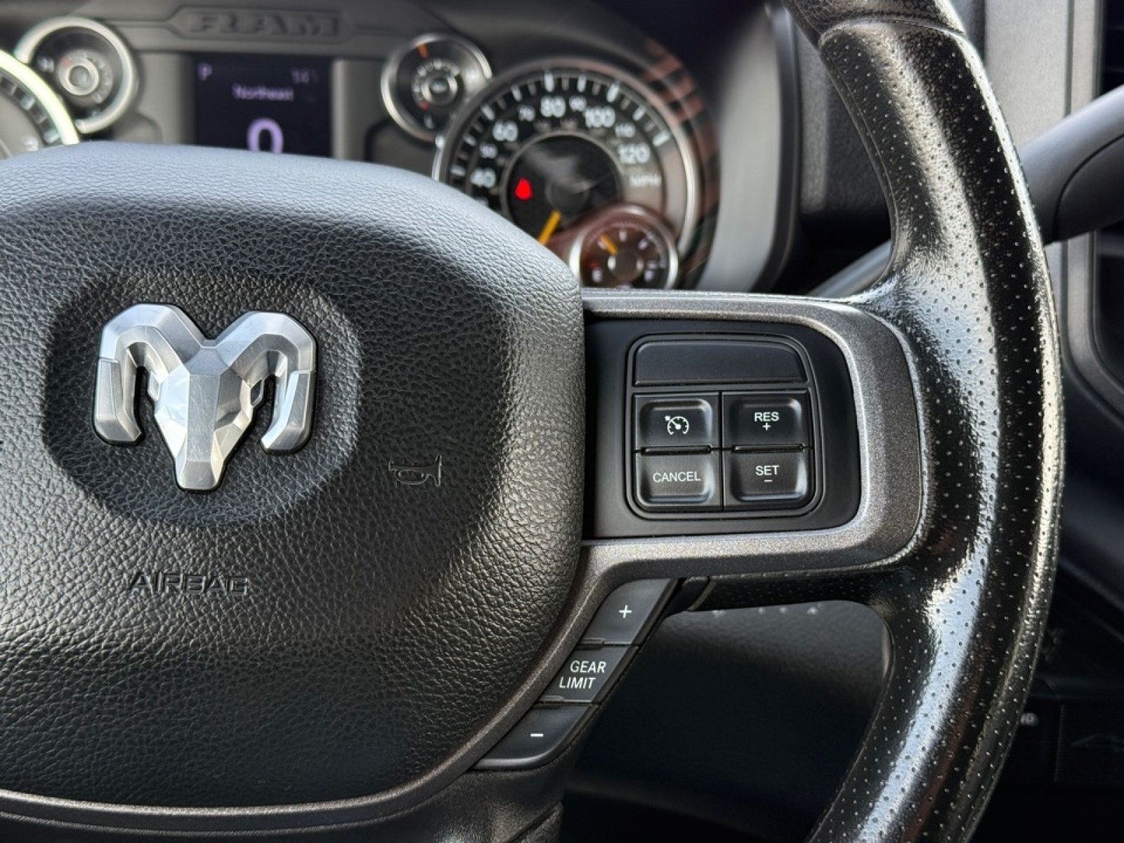 2022 Ram 5500 Chassis Tradesman/SLT/Laramie/Limited, 39385, Photo