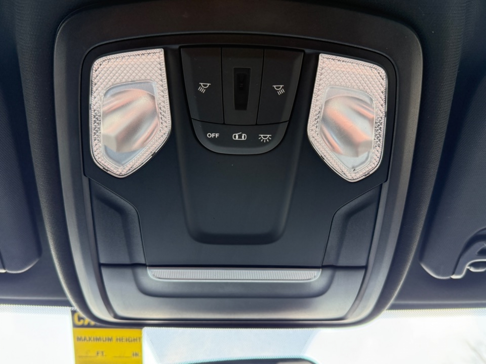 2022 Ram 5500 Chassis Tradesman/SLT/Laramie/Limited, 39385, Photo