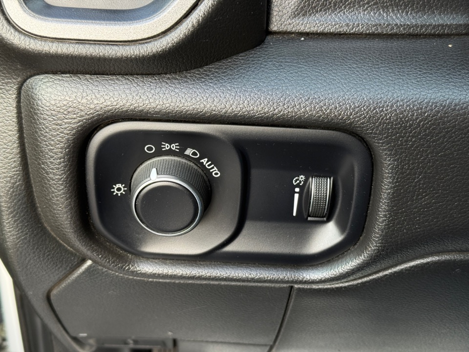 2022 Ram 5500 Chassis Tradesman/SLT/Laramie/Limited, 39385, Photo