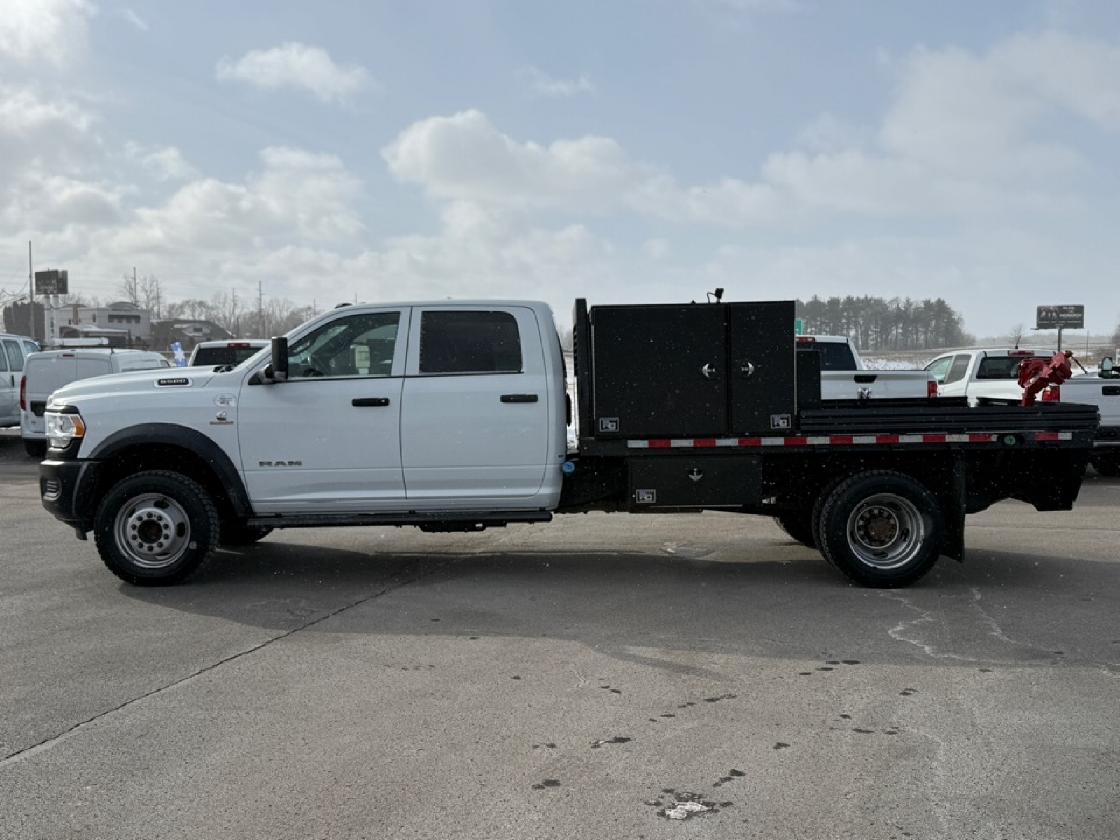 2022 Ram 5500 Chassis Tradesman/SLT/Laramie/Limited, 39385, Photo