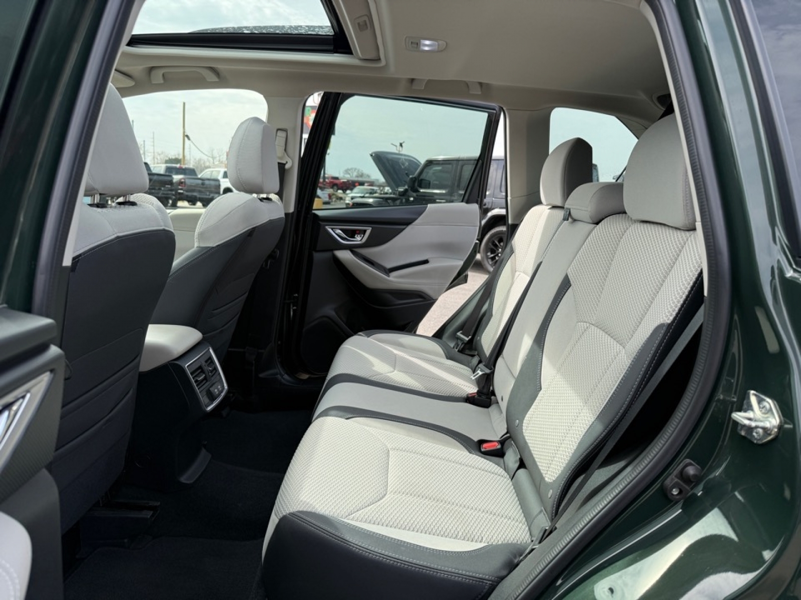 2022 Subaru Forester Premium, 39640, Photo