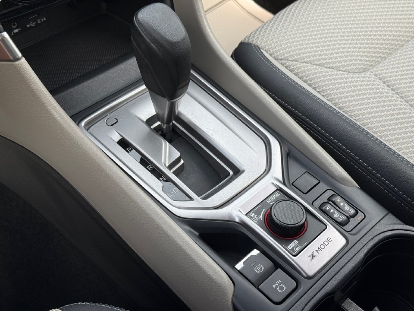 2022 Subaru Forester Premium, 39640, Photo