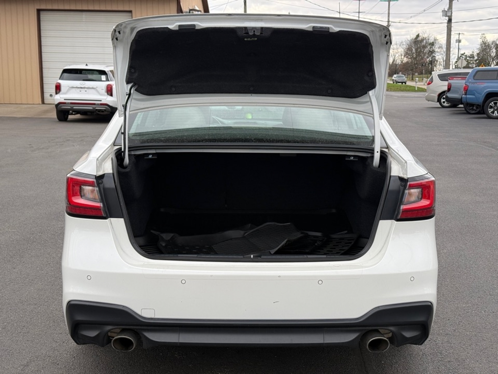 2022 Subaru Legacy Limited XT, 39614, Photo