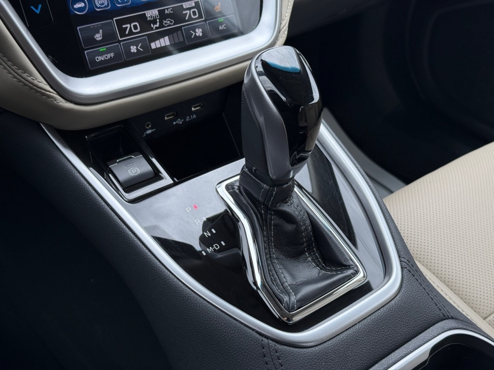 2022 Subaru Legacy Limited XT, 39614, Photo