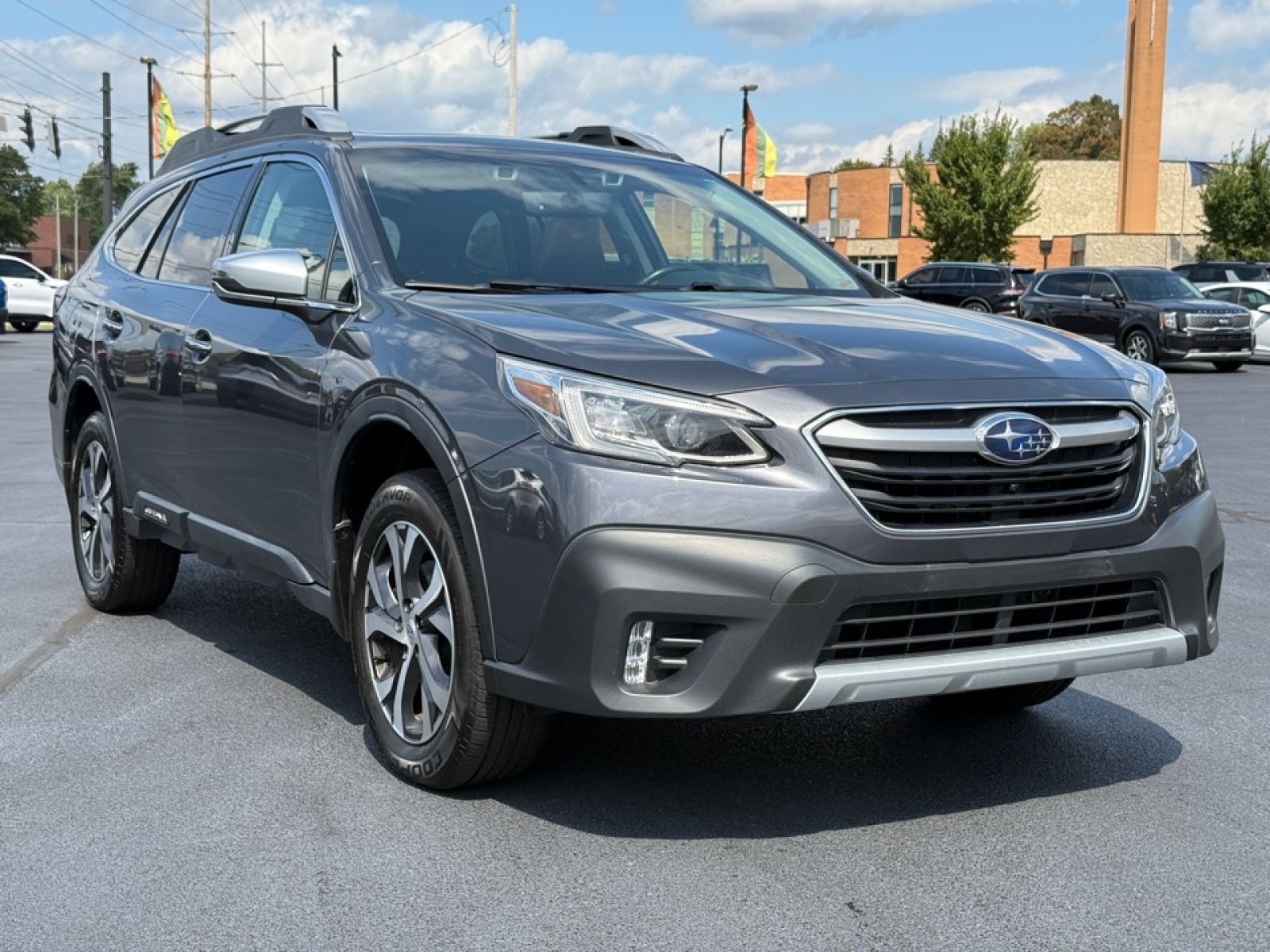 2022 Subaru Outback Touring, 38922, Photo