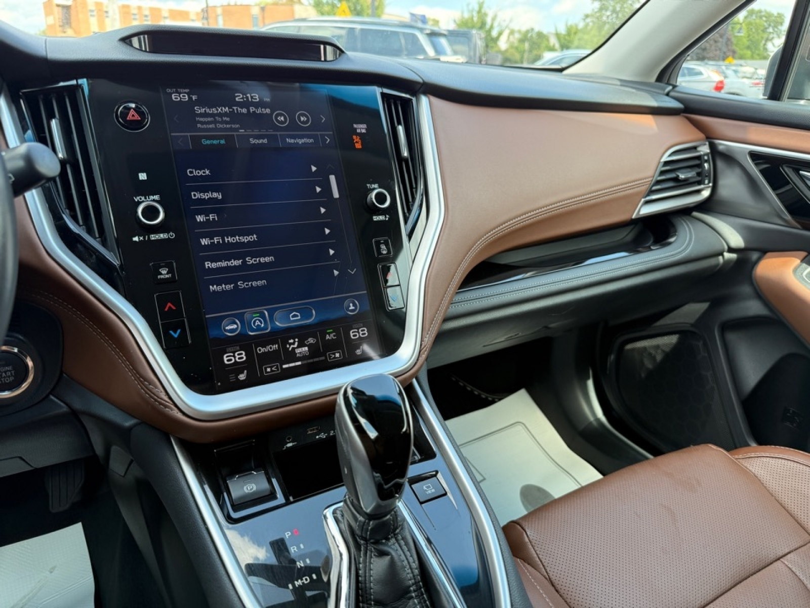 2022 Subaru Outback Touring, 38922, Photo