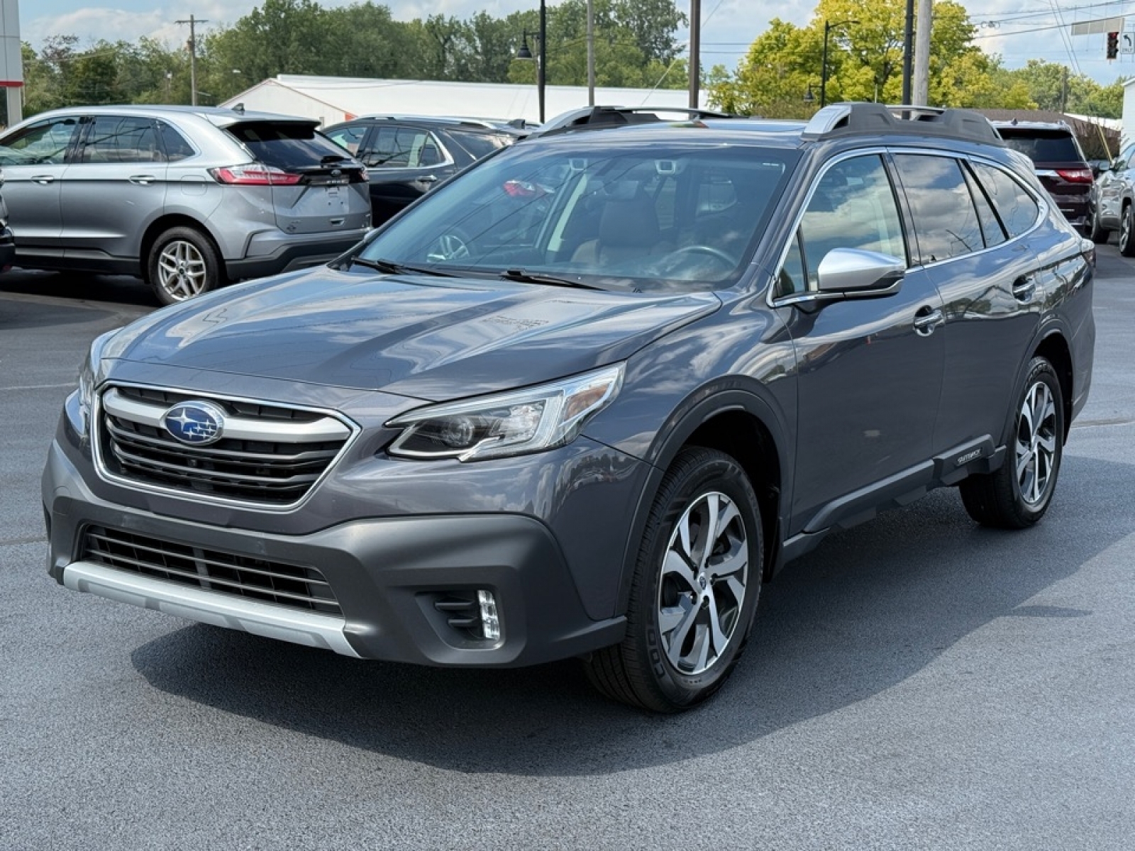 2022 Subaru Outback Touring, 38922, Photo
