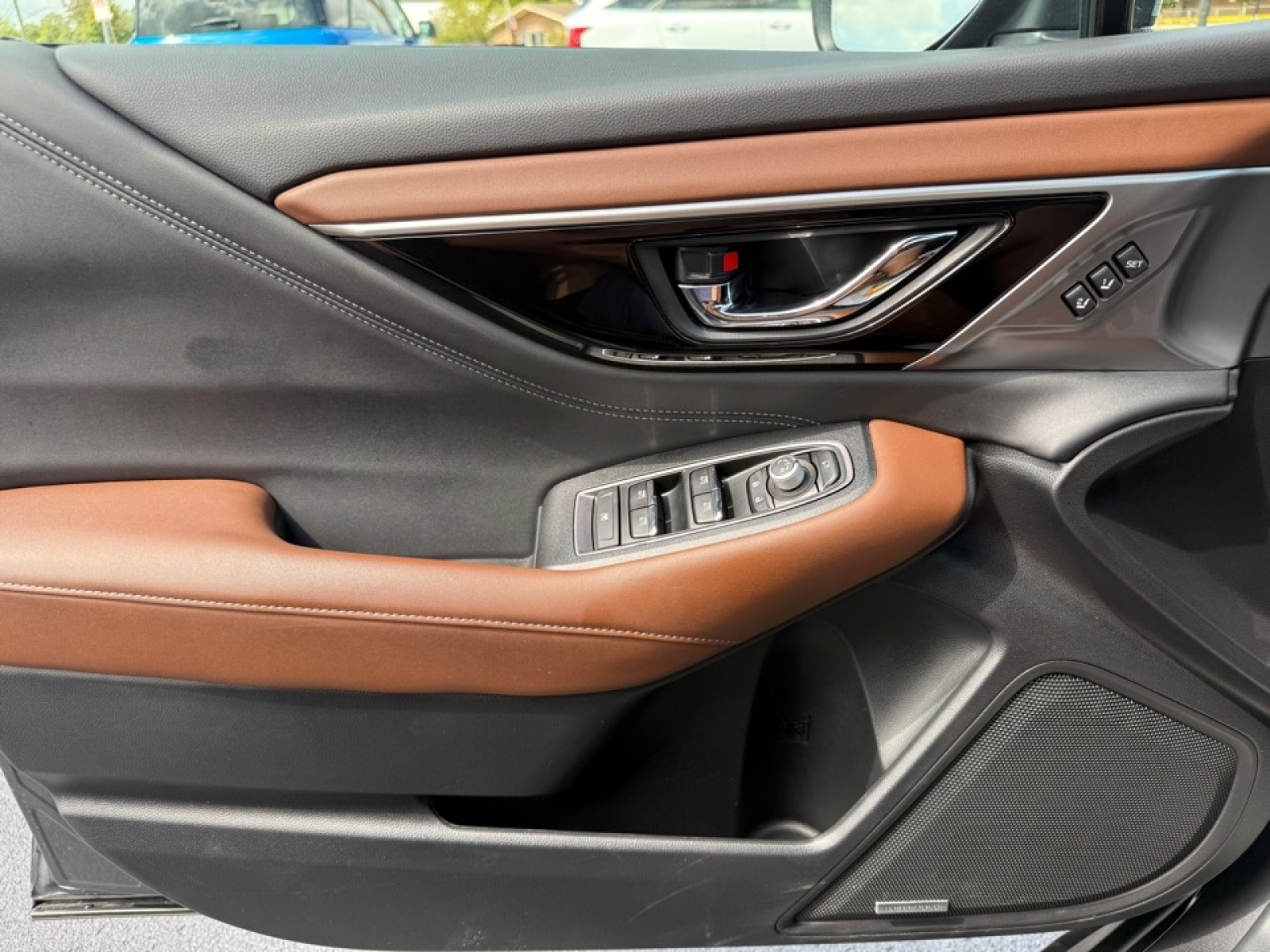 2022 Subaru Outback Touring, 38922, Photo