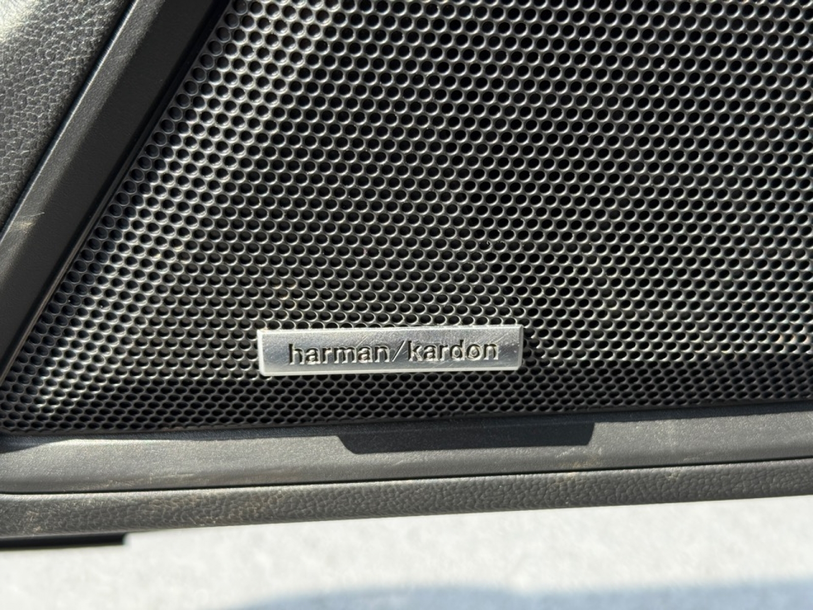 2022 Subaru Outback Touring, 38922, Photo