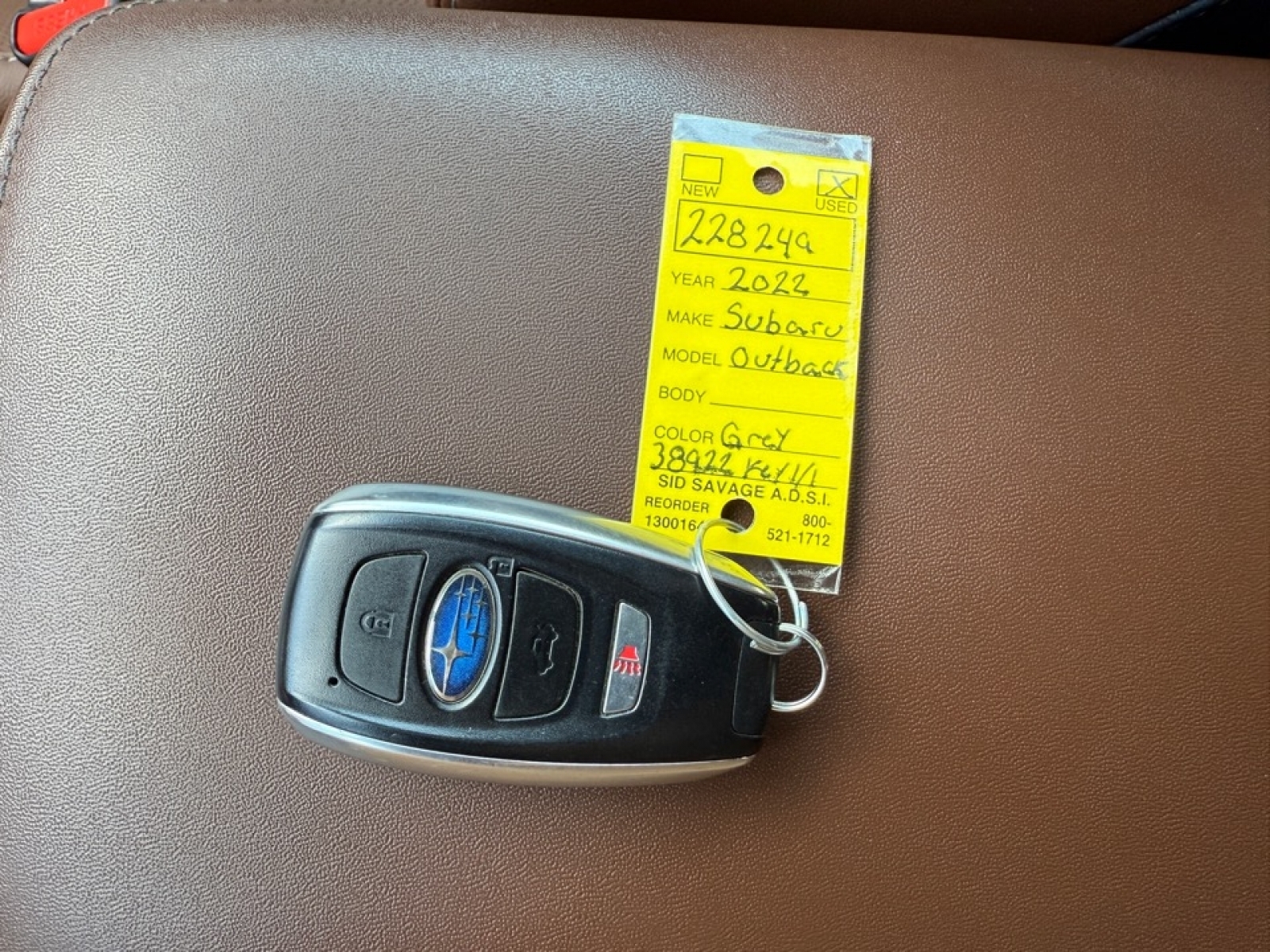 2022 Subaru Outback Touring, 38922, Photo