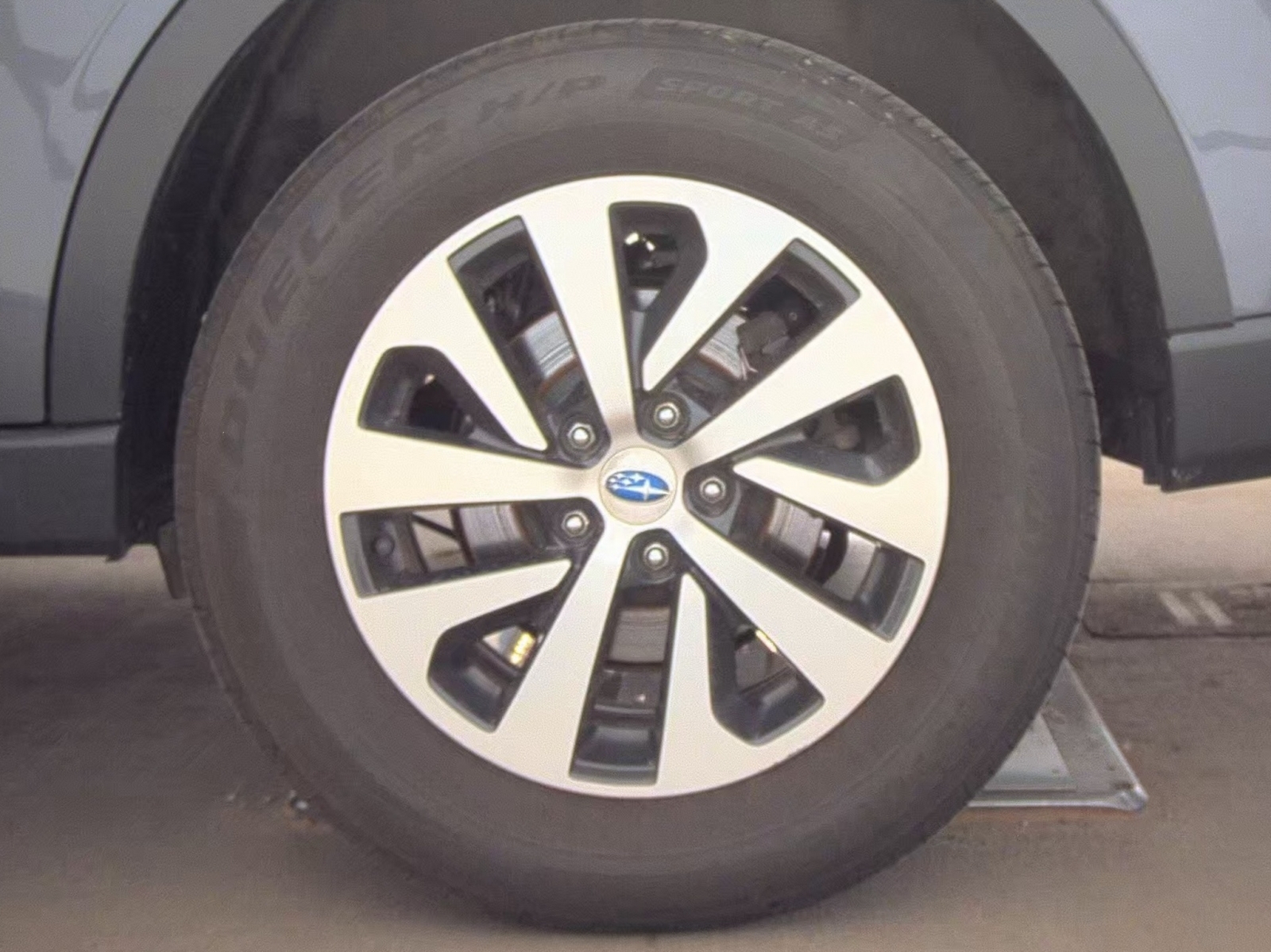 2022 Subaru Outback Premium, 39926, Photo