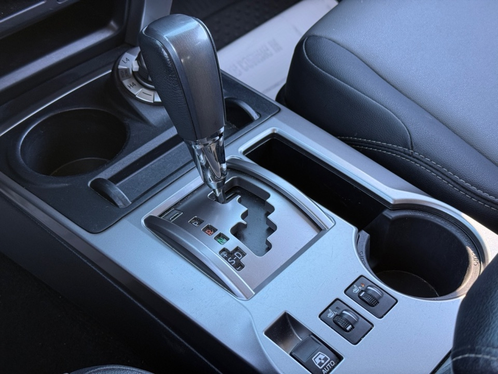 2022 Toyota 4Runner SR5 Premium, 39085, Photo