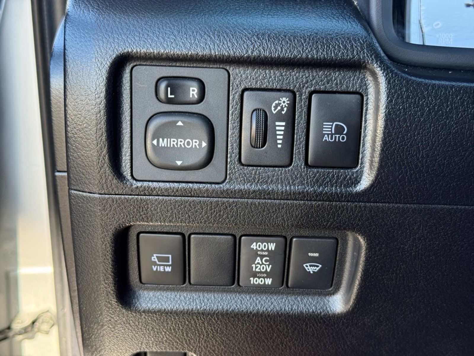 2022 Toyota 4Runner SR5 Premium, 39085, Photo