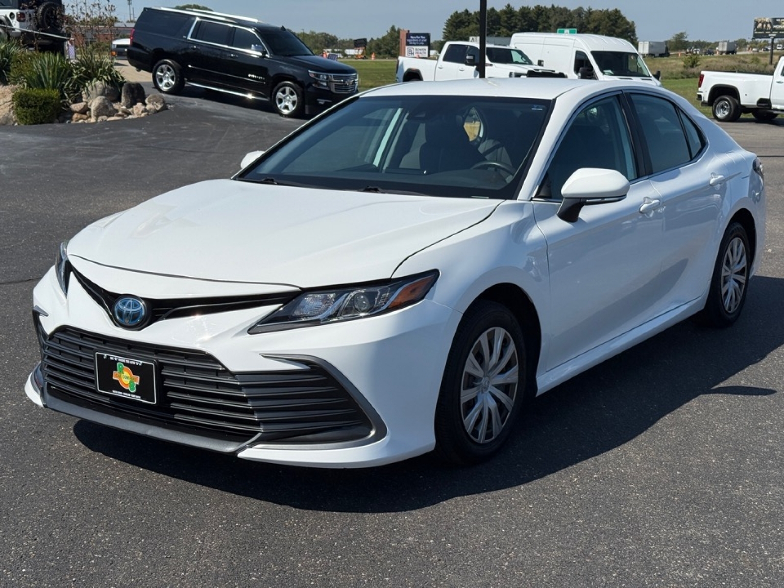 2022 Toyota Camry LE Hybrid, 38934, Photo