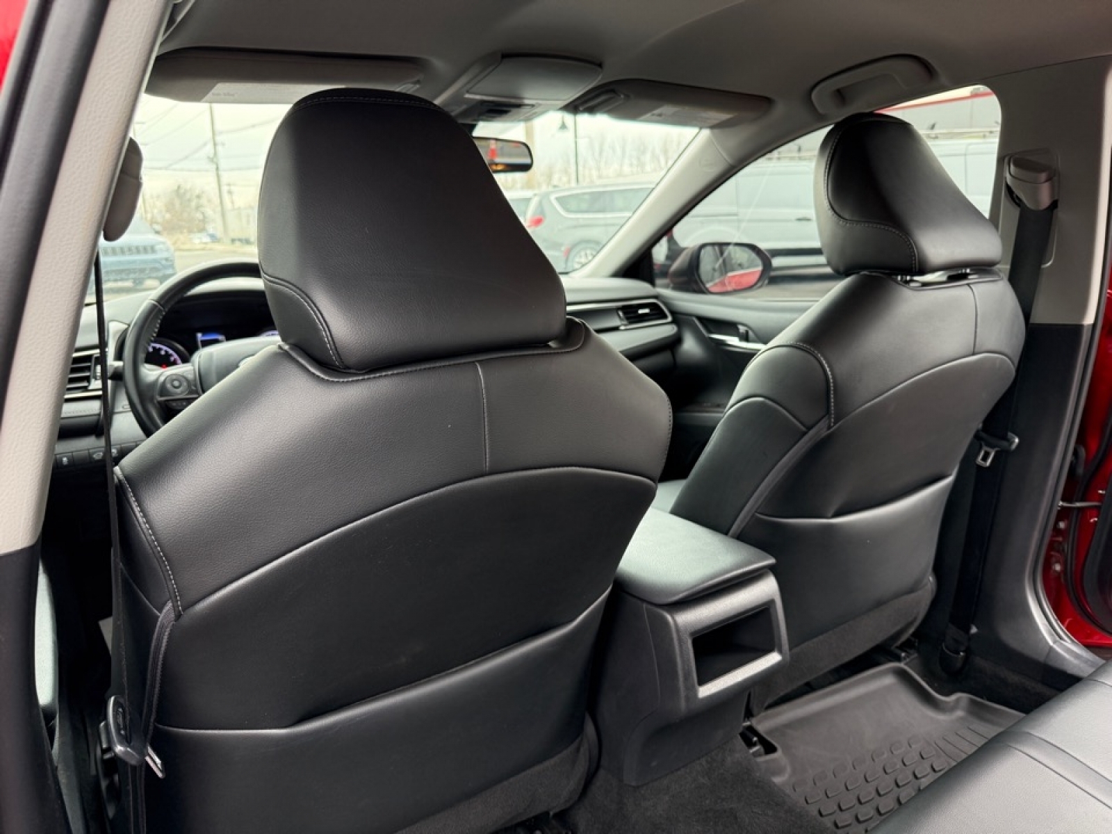 2022 Toyota Camry SE, 39033A, Photo