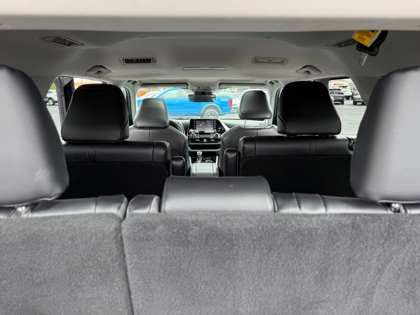 2022 Toyota Highlander Hybrid XLE, 39852, Photo