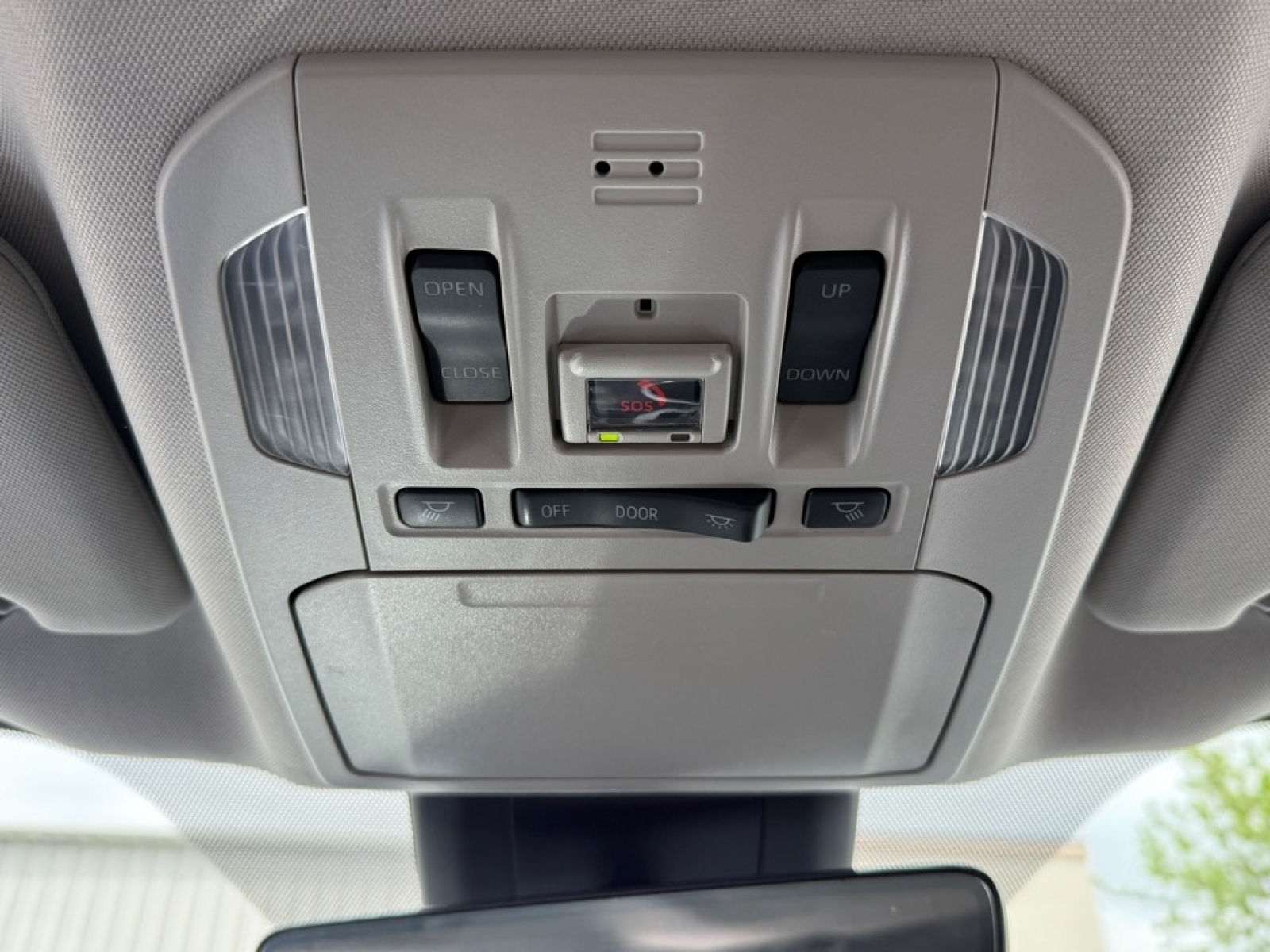 2022 Toyota Highlander Hybrid XLE, 39852, Photo