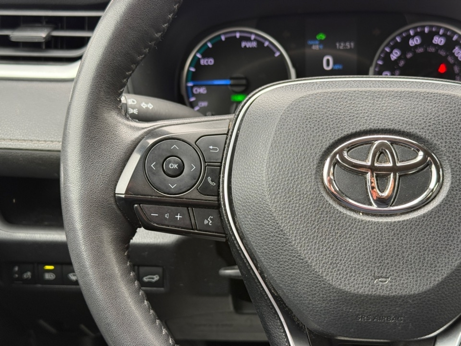 2022 Toyota RAV4 Hybrid XLE, 39164, Photo