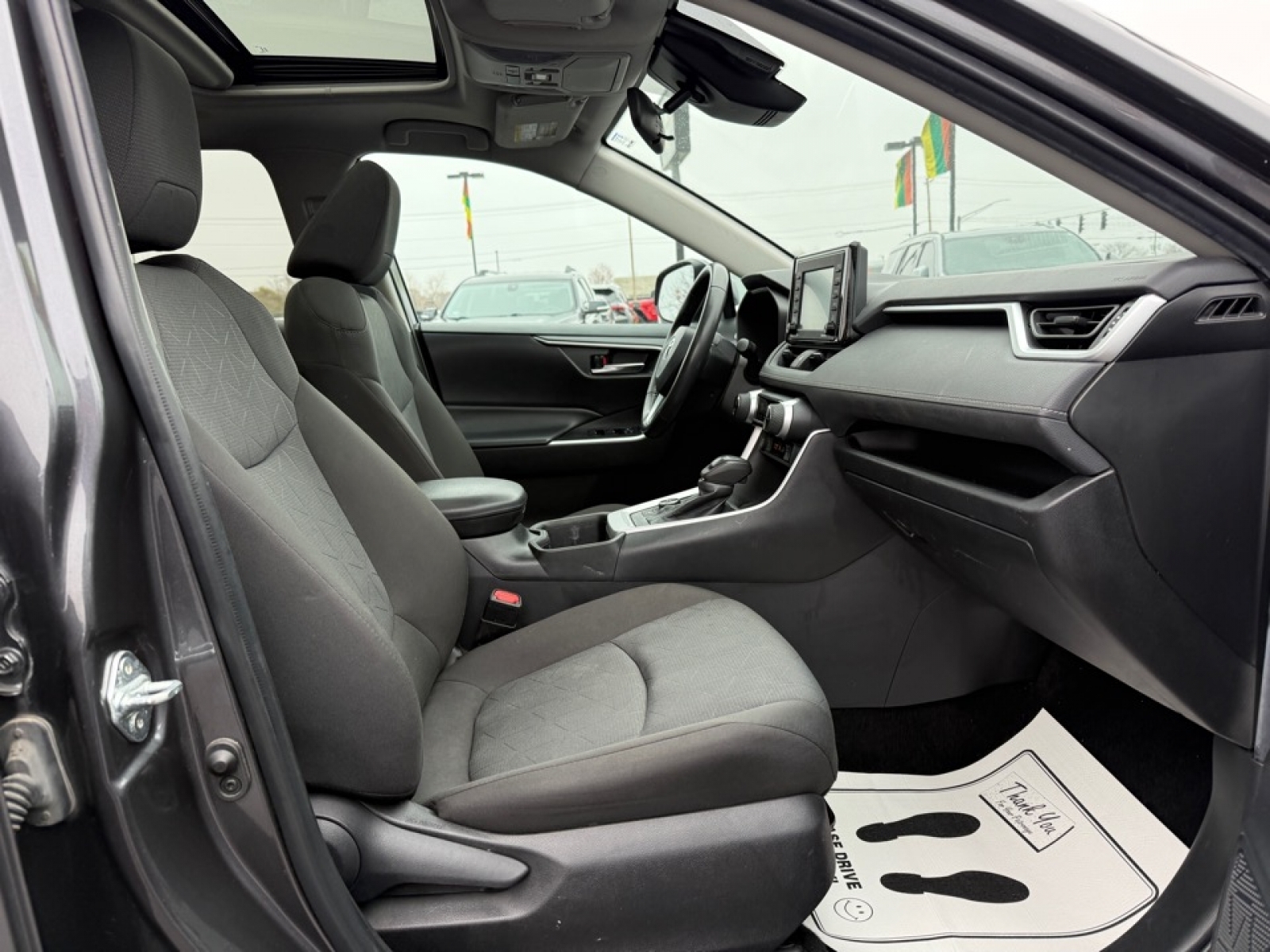 2022 Toyota RAV4 Hybrid XLE, 39164, Photo