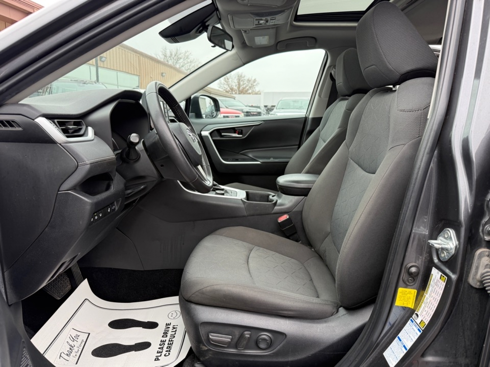 2022 Toyota RAV4 Hybrid XLE, 39164, Photo