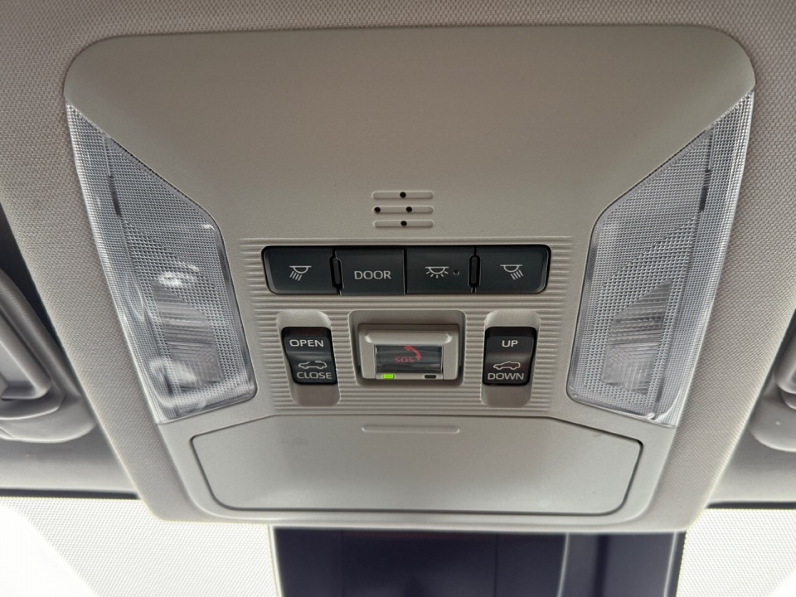 2022 Toyota RAV4 Hybrid XLE, 39164, Photo