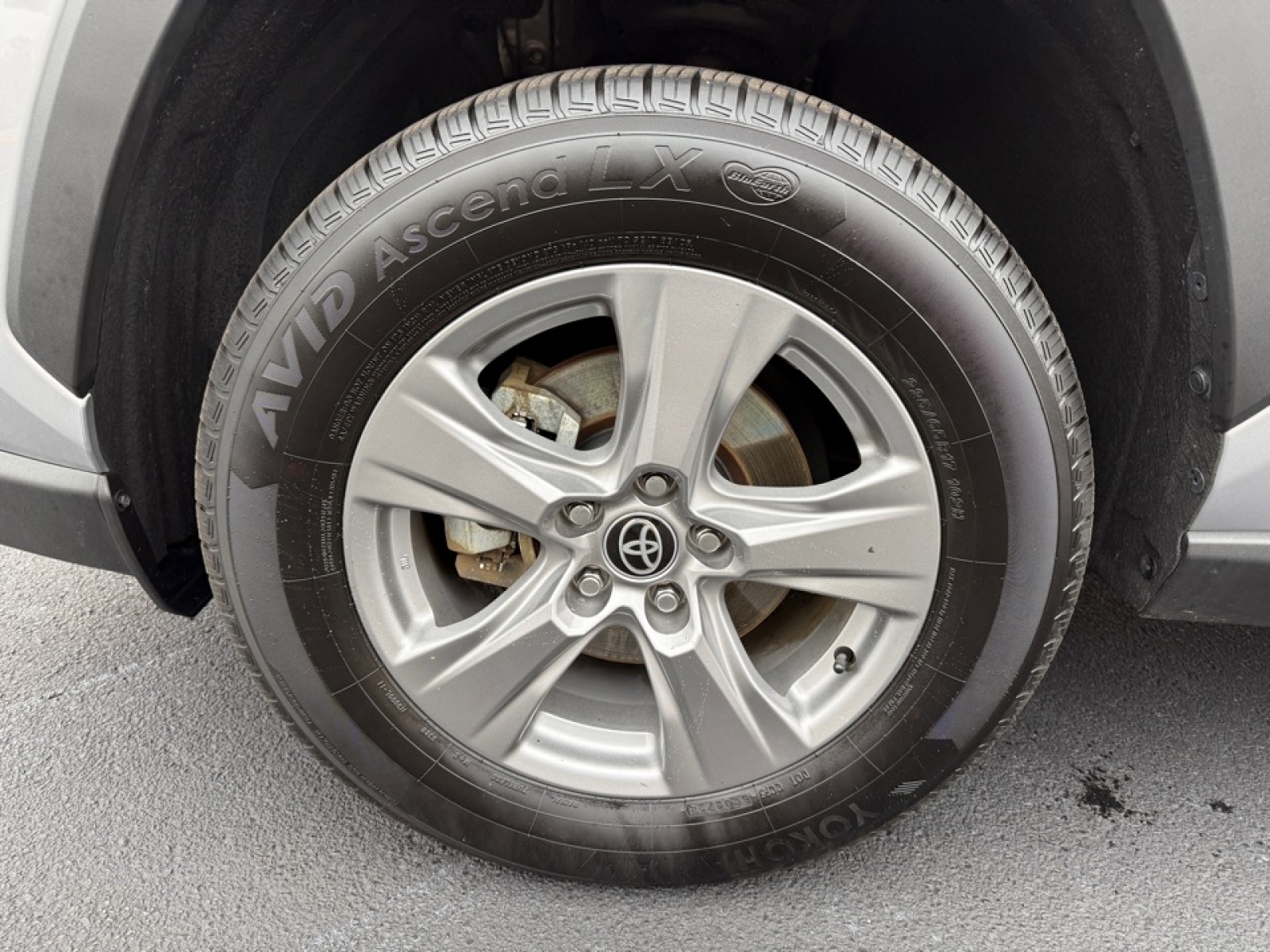 2022 Toyota RAV4 Hybrid XLE, 39196, Photo