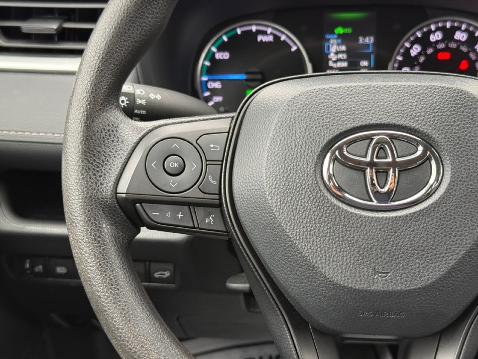 2022 Toyota RAV4 Hybrid XLE, 39196, Photo