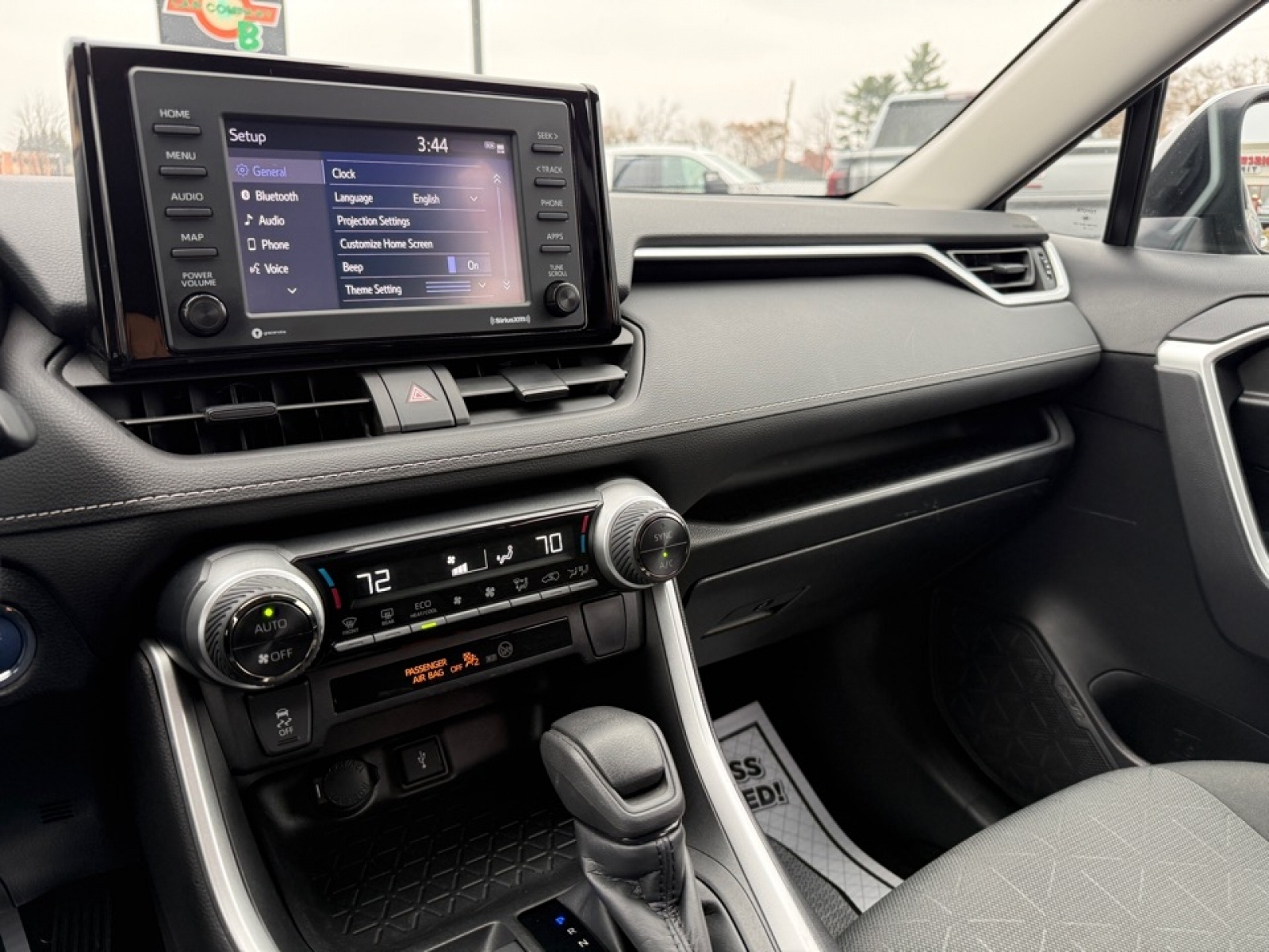 2022 Toyota RAV4 Hybrid XLE, 39196, Photo