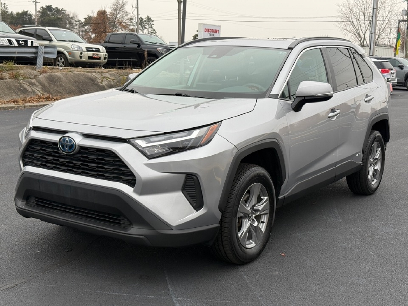 2022 Toyota RAV4 Hybrid XLE, 39196, Photo