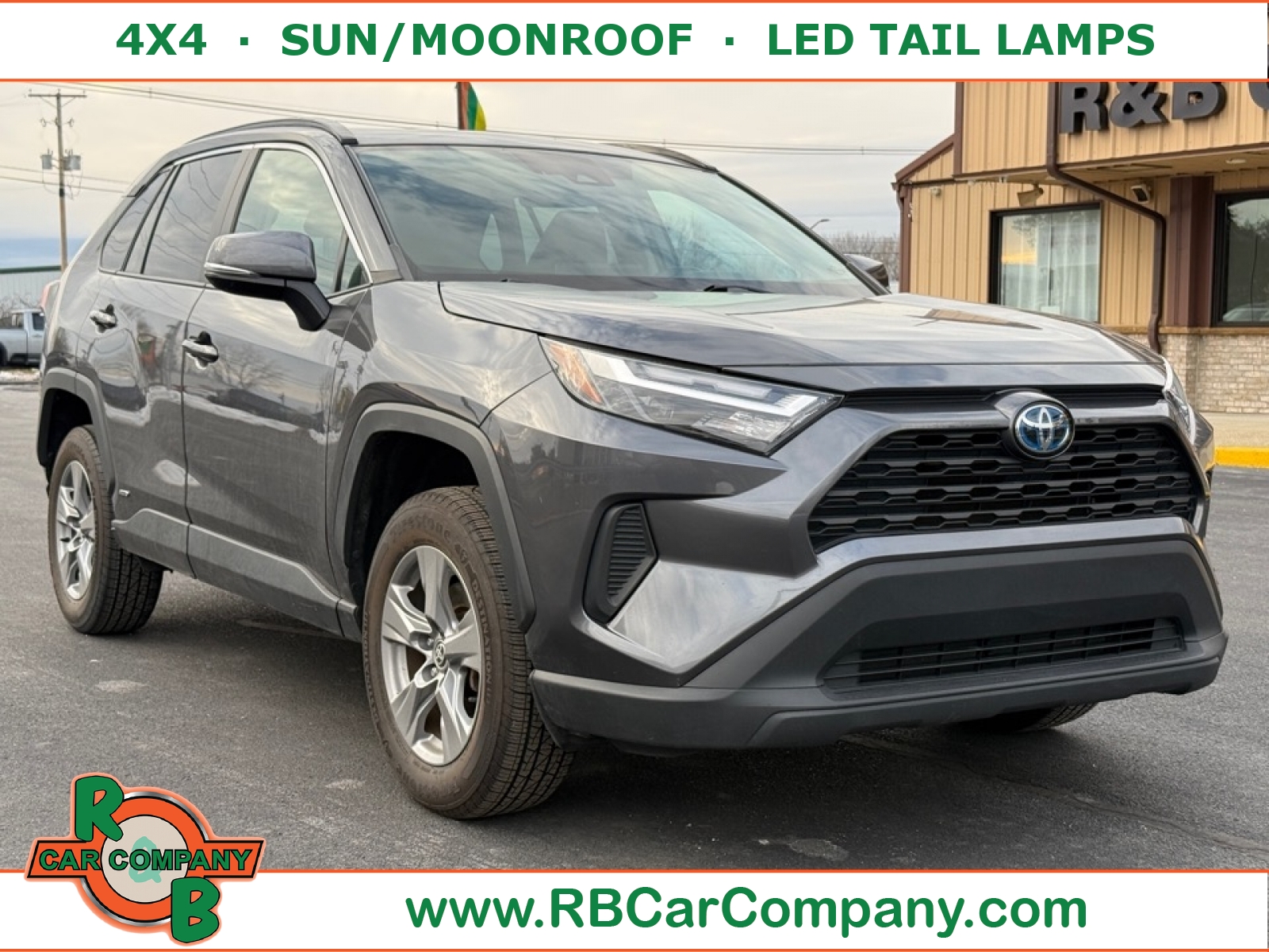 2022 Toyota RAV4 Hybrid XLE, 39196, Photo 1