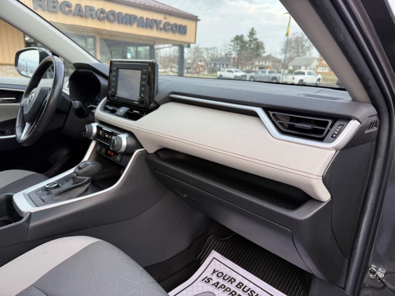 2022 Toyota RAV4 Hybrid XLE, 39332, Photo