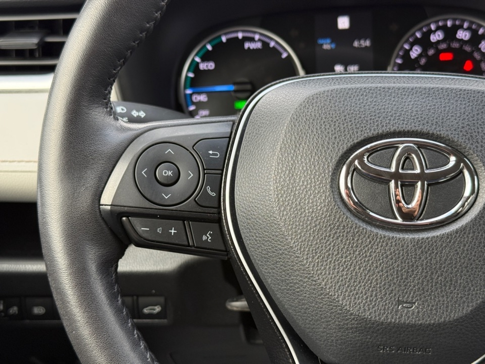 2022 Toyota RAV4 Hybrid XLE, 39332, Photo